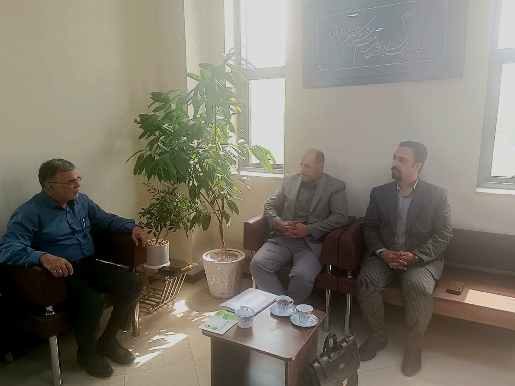 دیدار مدیرعامل همیار زیست گستر پردیسان با مدیر کل دفتر شهری استانداری خراسان رضوی 